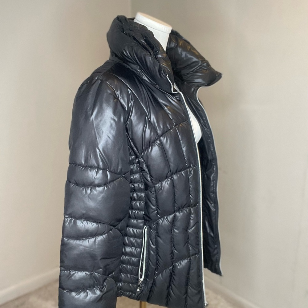 Women’s Guess Jacket - Picture 7 of 7
